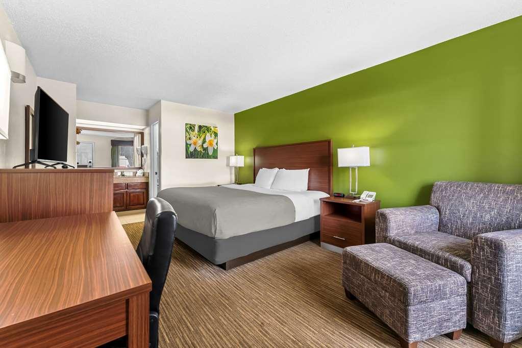 Quality Inn Eastman Room photo
